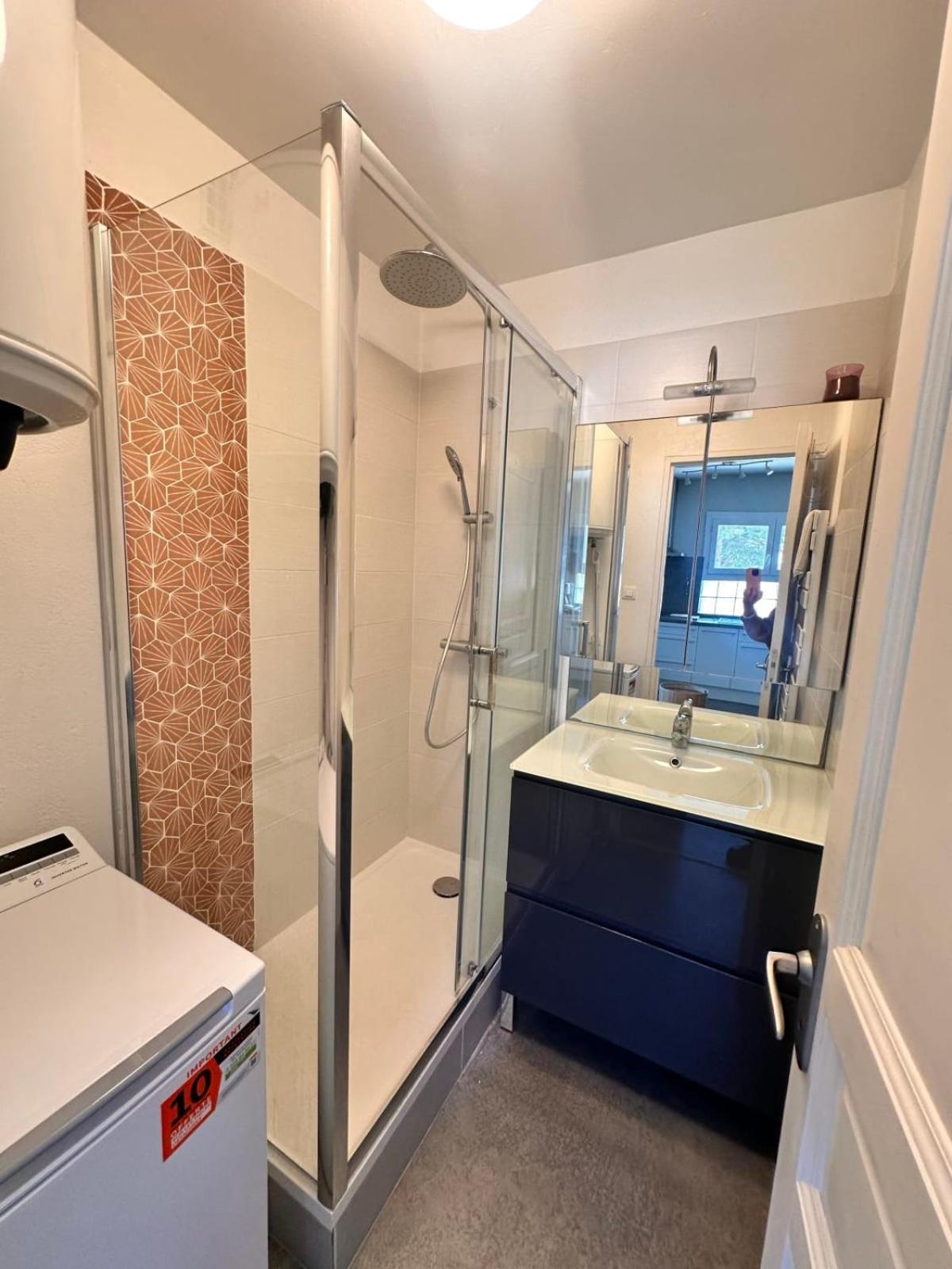 Le Neptune Appartement T2 Tout Confort Au Calme Et A Deux Pas De La Plage Льо Гро-дю-Роа Екстериор снимка